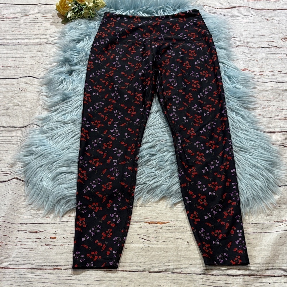 Beyond Yoga High Waisted Midi Leggings Forget Me Not Floral sz M